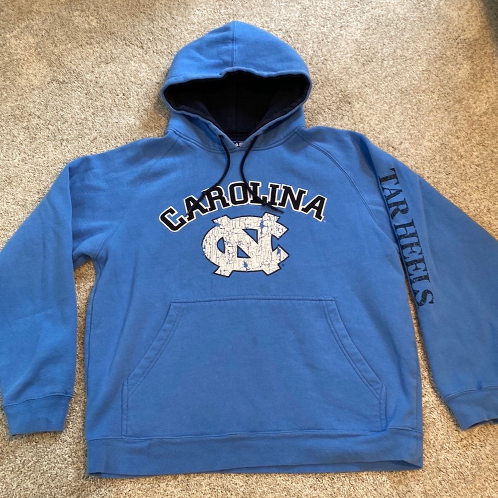 North Carolina Tarheels hoodie